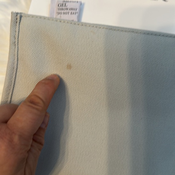 New Dior Cosmetic Gray/Cement Color Pouch - Picture 9 of 9